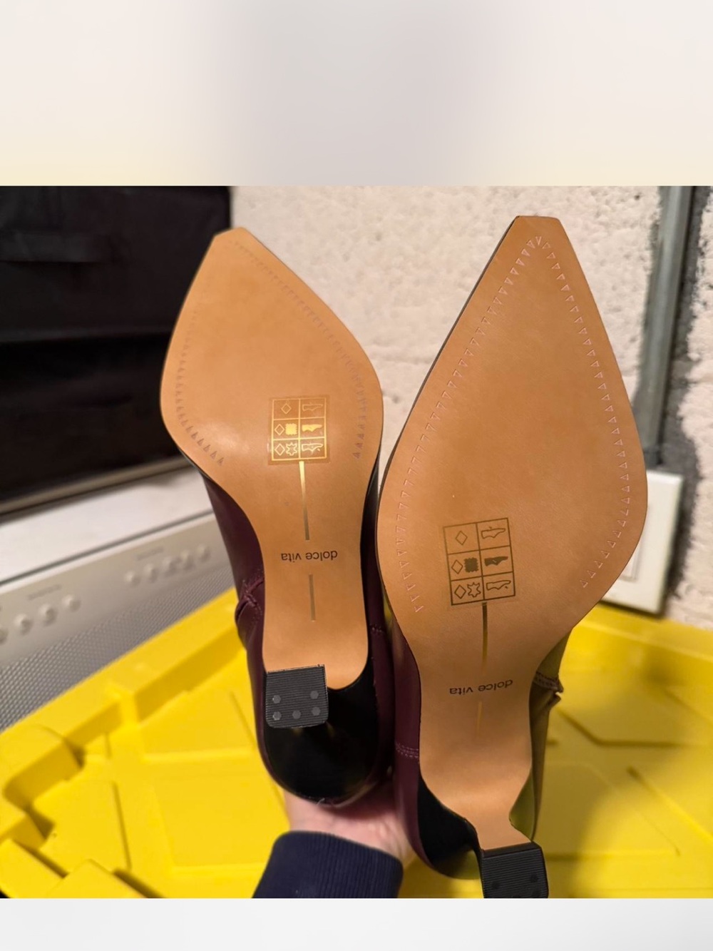Dolce Vita Wine Arya Boots - Picture 8 of 8